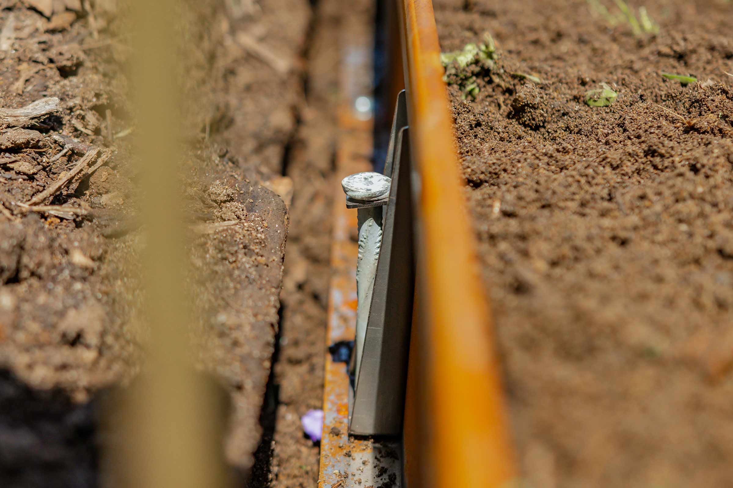 Fastening – Formline Landscape Edging